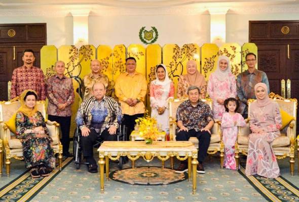 Sultan Selangor ziarah Raja Perlis di Arau